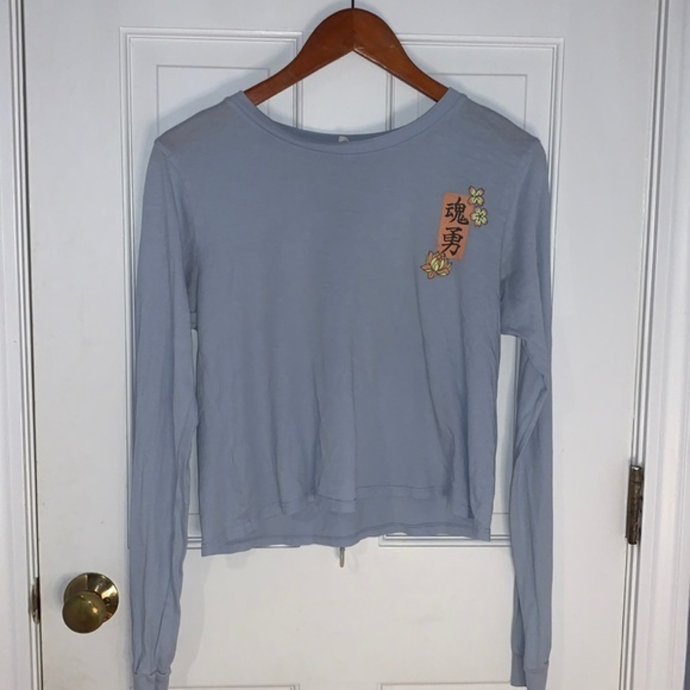 Tillys blue long sleeve‎ top
